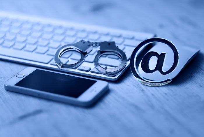 <b>电信挂机短信平台：企业沟通的得力助手</b>